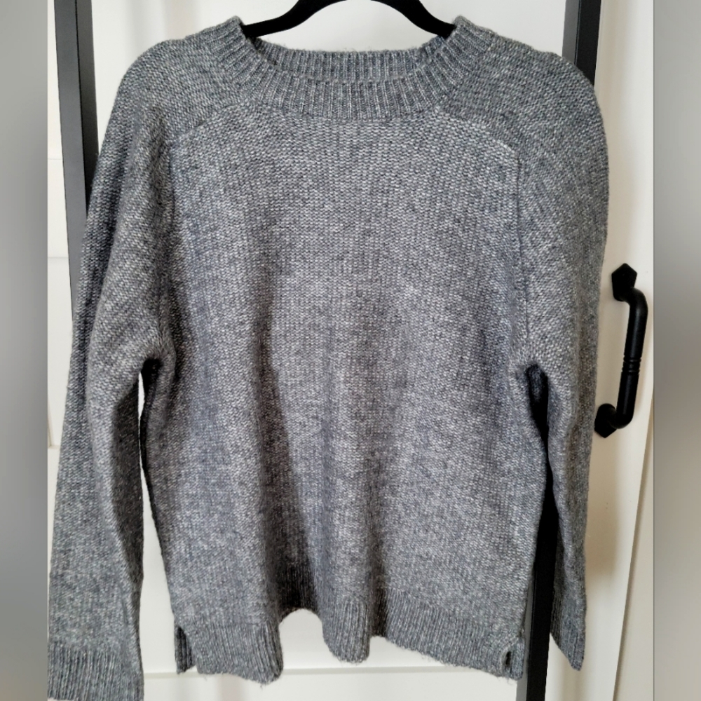 Banana Republic Crewneck Sweater